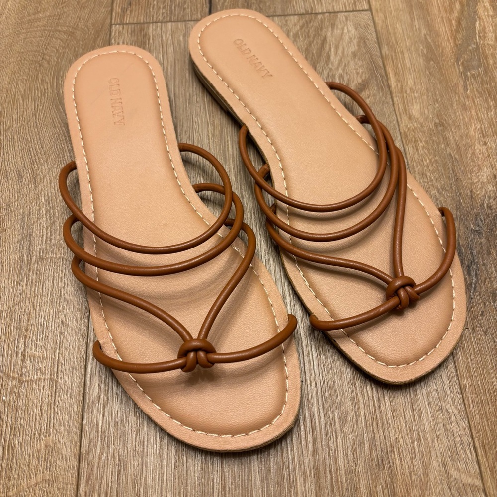 Brown Strappy Knotted Sandals